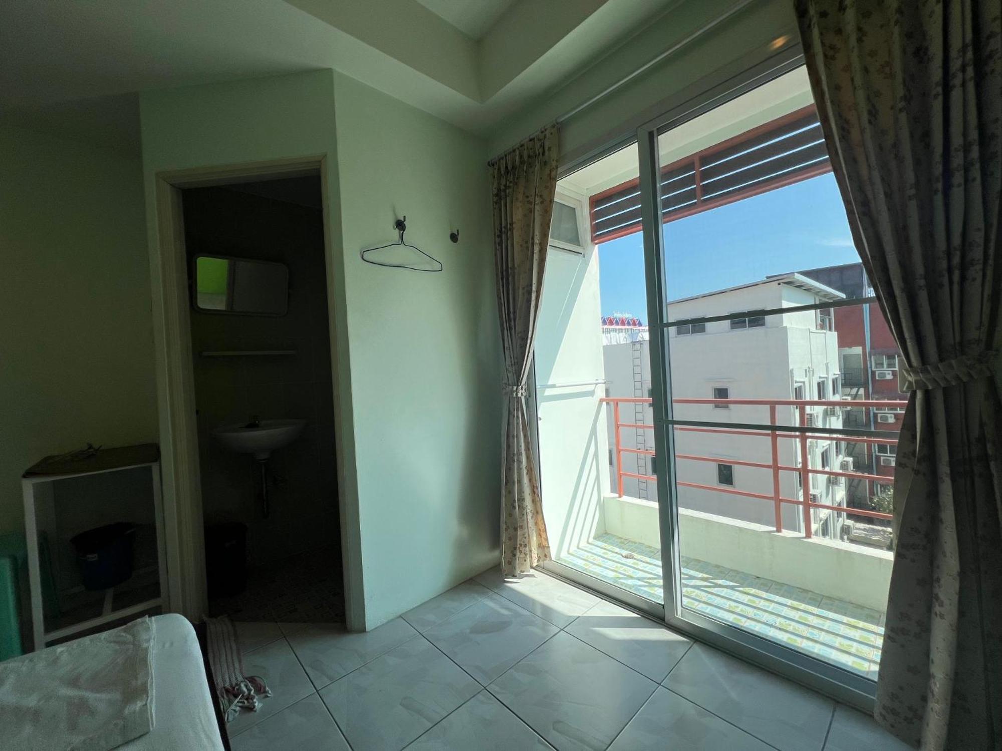 Bonita House Ξενοδοχείο Μπανγκόκ Εξωτερικό φωτογραφία