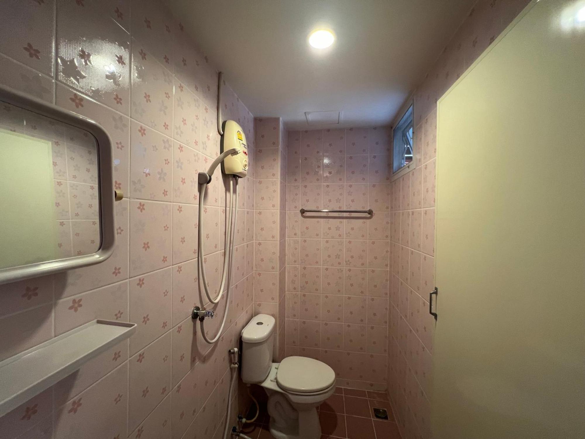 Bonita House Ξενοδοχείο Μπανγκόκ Δωμάτιο φωτογραφία