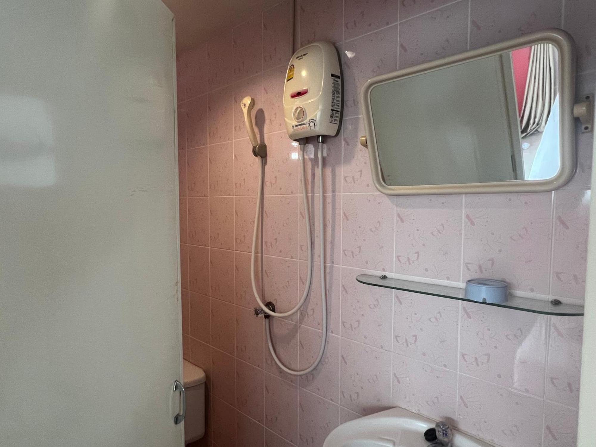 Bonita House Ξενοδοχείο Μπανγκόκ Εξωτερικό φωτογραφία