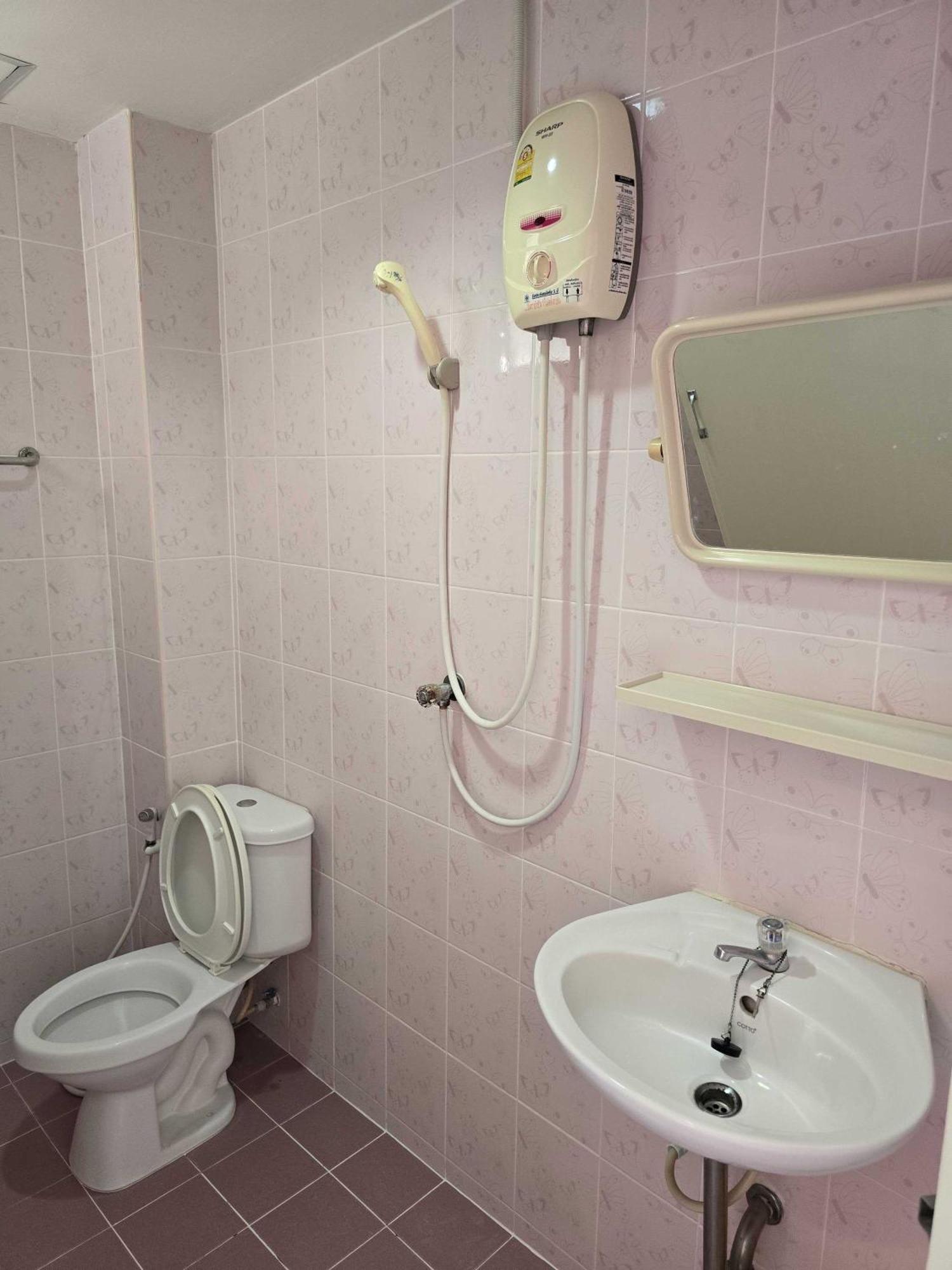 Bonita House Ξενοδοχείο Μπανγκόκ Εξωτερικό φωτογραφία