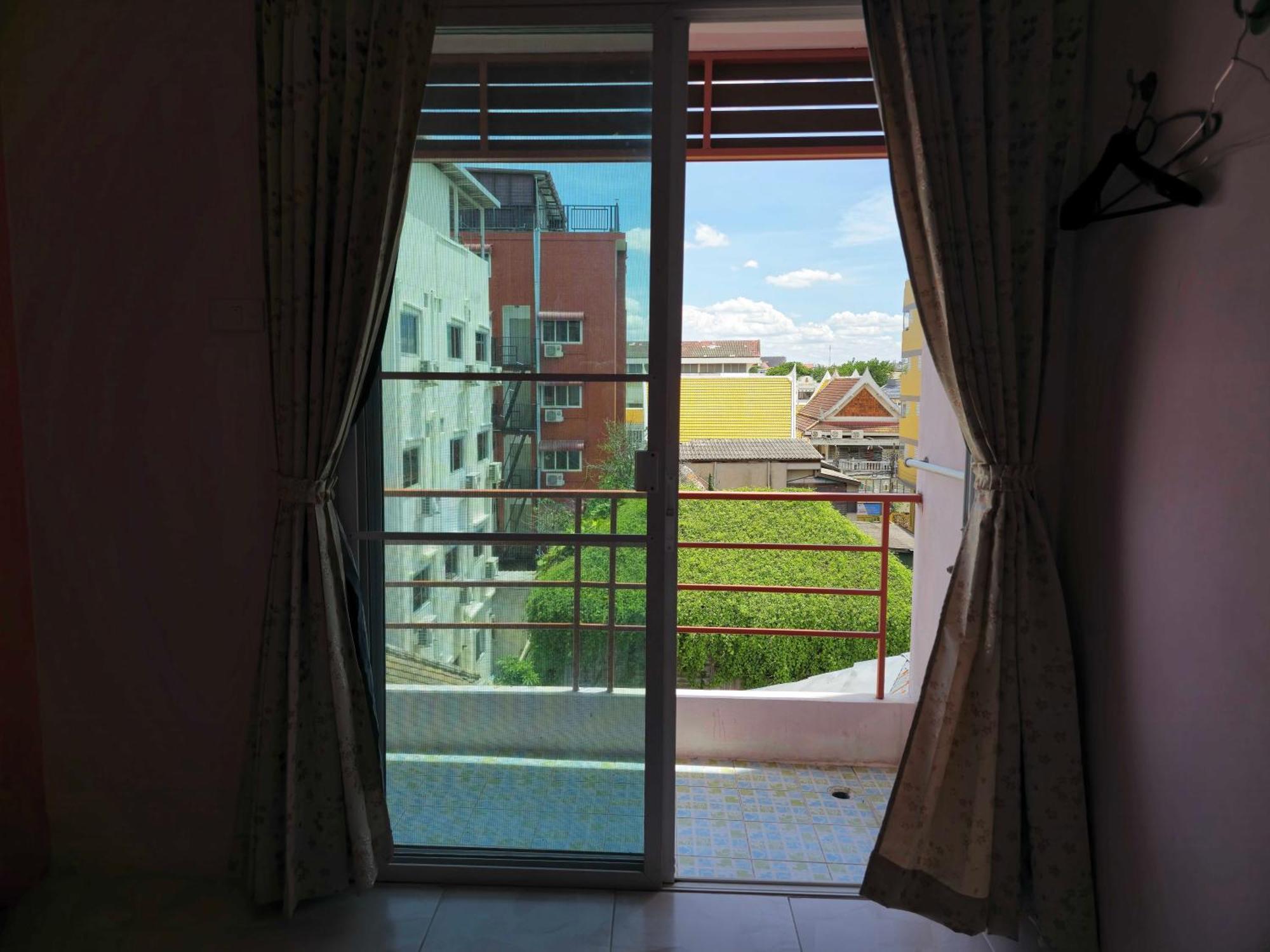 Bonita House Ξενοδοχείο Μπανγκόκ Εξωτερικό φωτογραφία